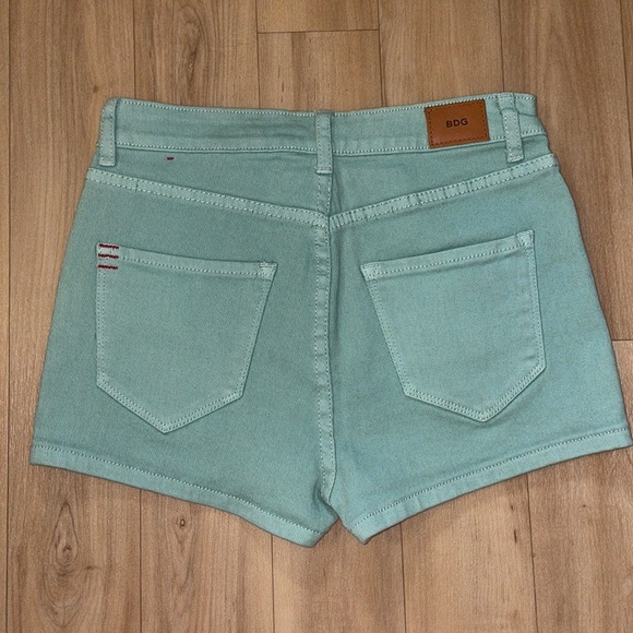 *NWOT* Urban Outfitters BDG high rise erin five pocket shorts - Picture 5 of 5